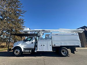 2015 Ford F-750 - Bucket Truck