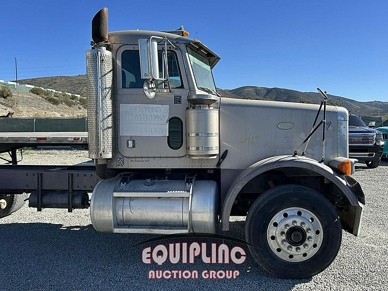 1997 Peterbilt 378