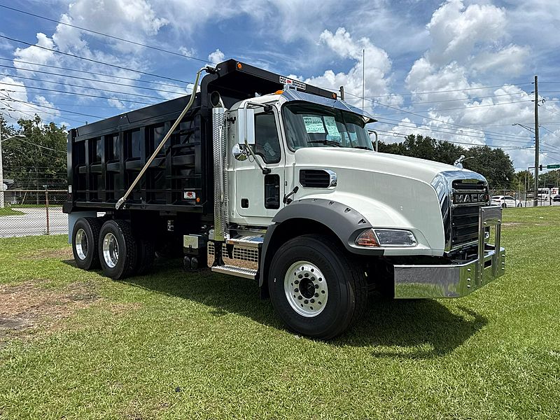 2027 Mack GR64B