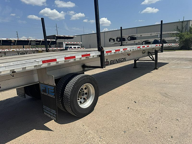 2015 Benson Flatbed