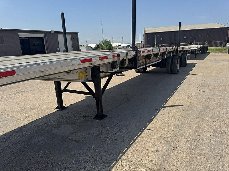 2015 Benson Flatbed