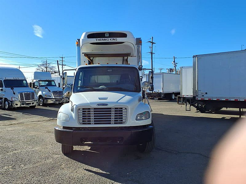 2020 Freightliner M2 106