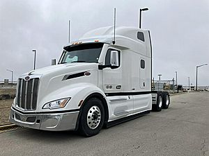 Peterbilt 579 Sleeper Trucks For Sale in Stewartville, MN