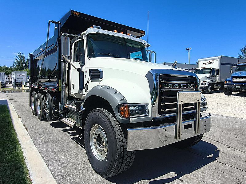 2027 Mack GR84F