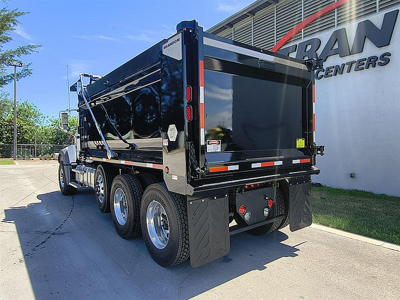 2027 Mack GR84F