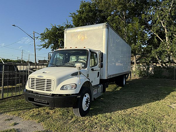 2021 Freightliner M2 106 - Box Truck