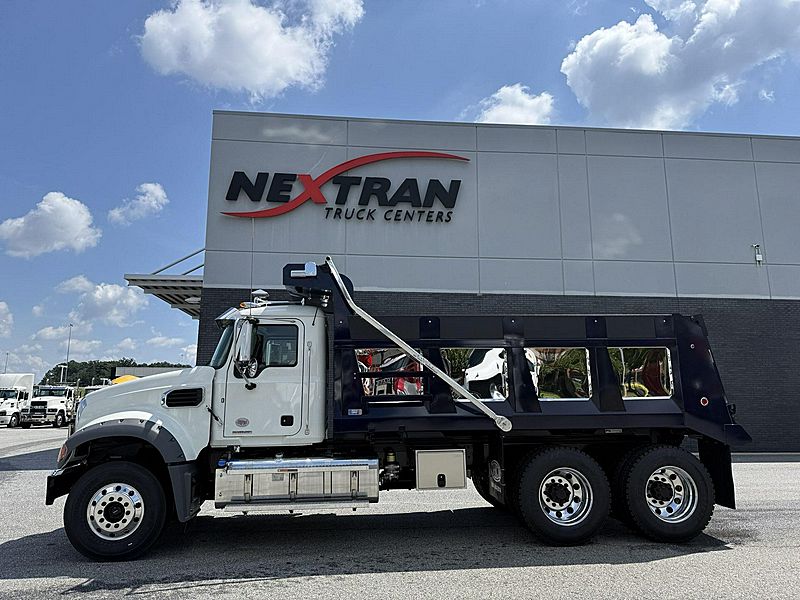 2027 Mack GR64F