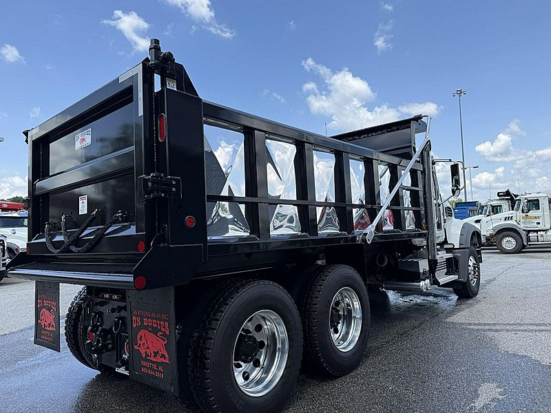 2027 Mack GR64F