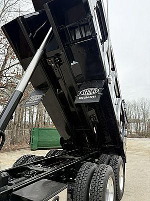 2027 Mack GR64F