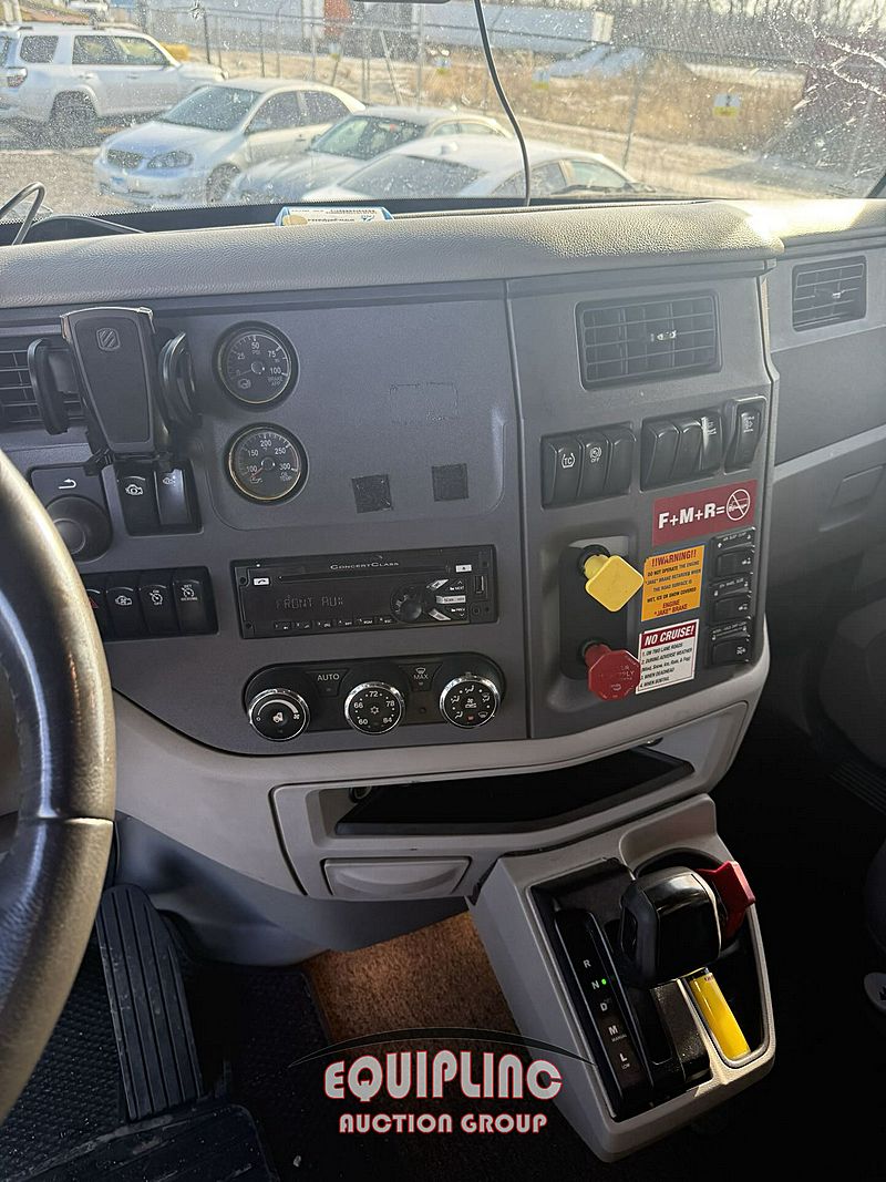 2018 Peterbilt 579