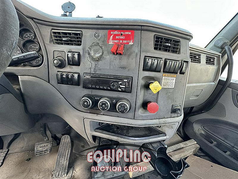 2016 Peterbilt 579