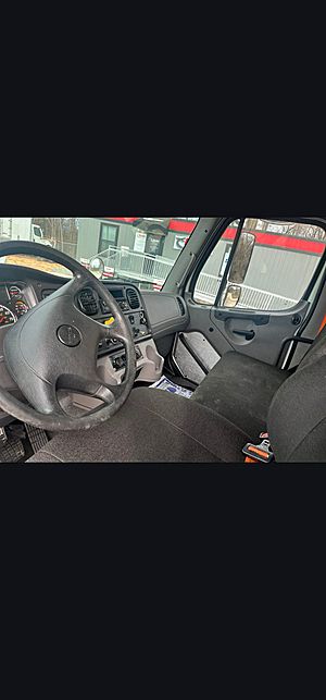 2020 Freightliner M2 106