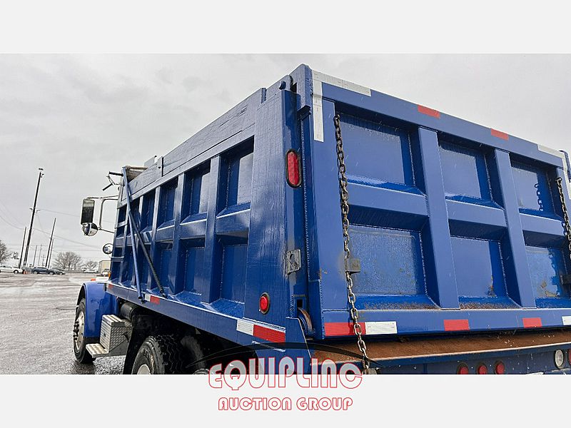 2016 Peterbilt 365