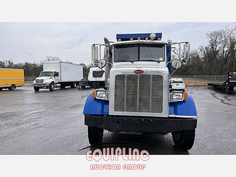 2016 Peterbilt 365