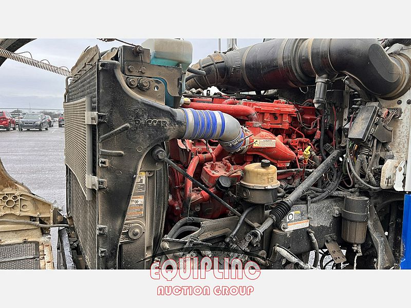 2016 Peterbilt 365