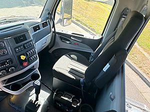 2024 Peterbilt 579