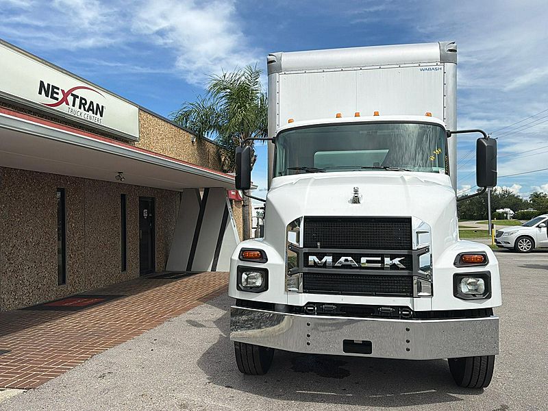2027 Mack MD6