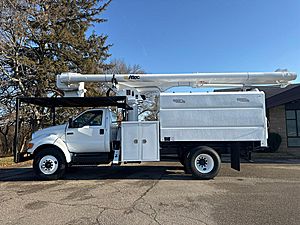 2010 Ford F-750 - Bucket Truck
