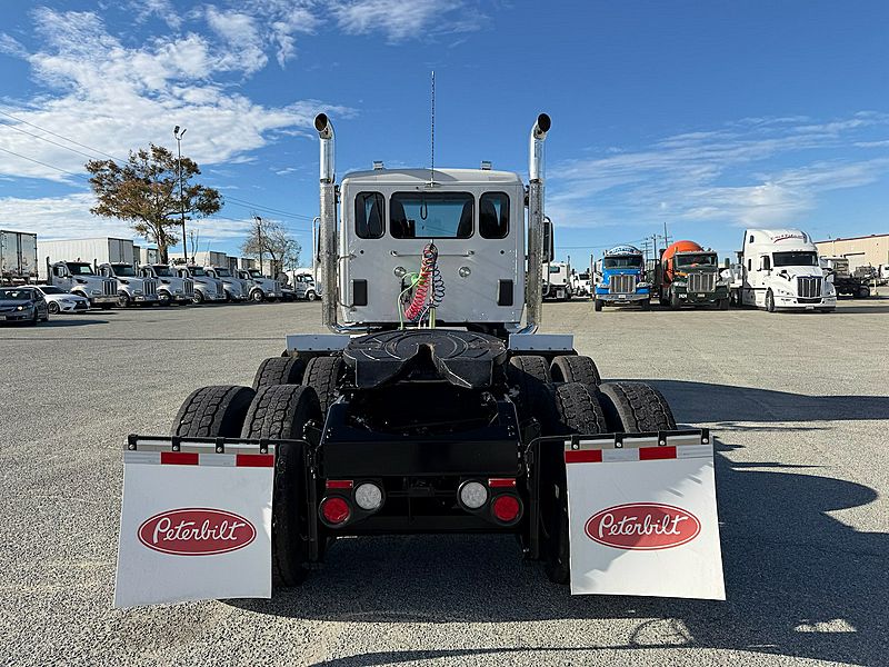 2024 Peterbilt 579