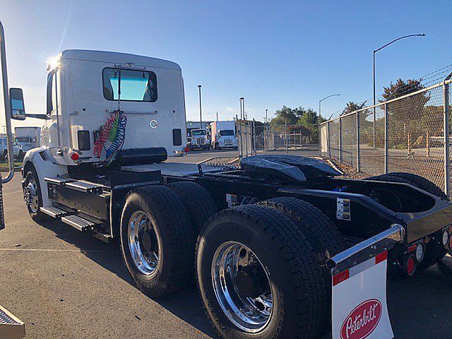 2024 Peterbilt 579