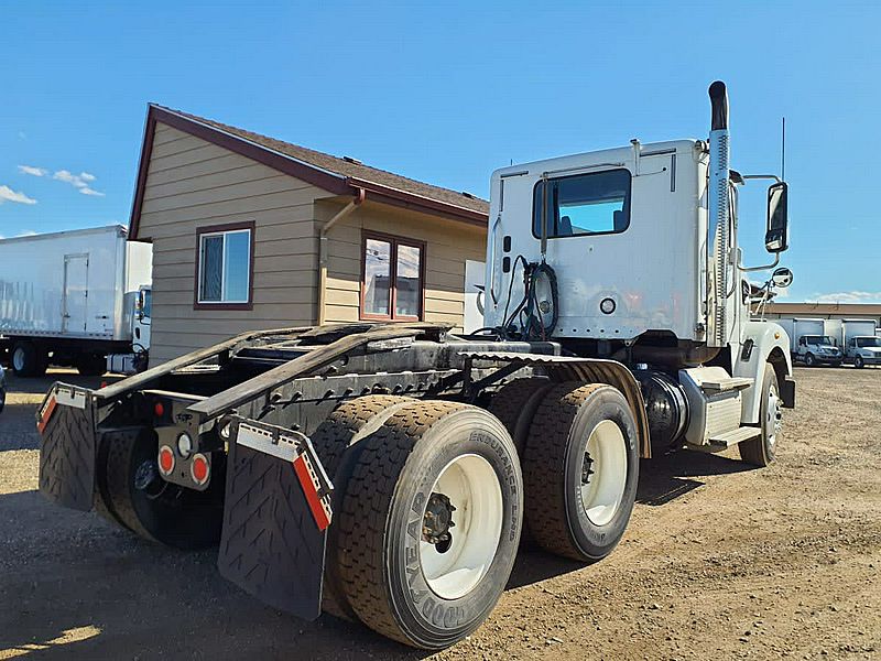 2019 Freightliner 122SD