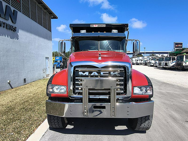 2019 Mack GR84F
