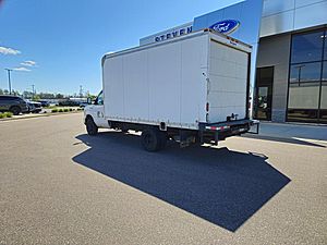 2014 Ford E450 - Box Truck