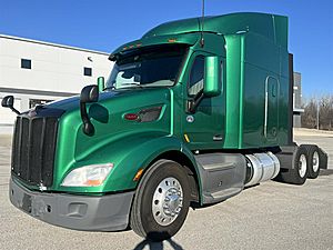 2019 Peterbilt 579 - Sleeper Truck