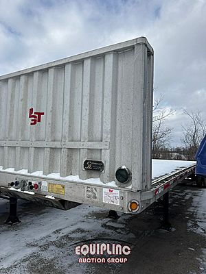 2012 REITNOUER INC Reitnouer Inc - Flatbed Trailer