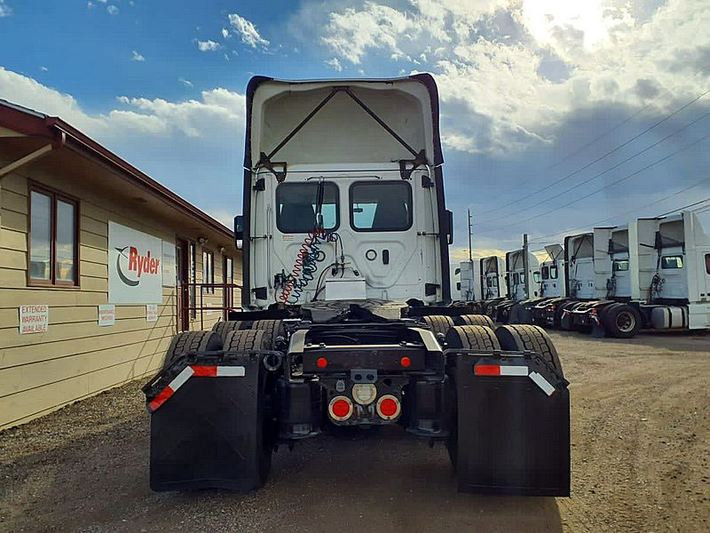 2019 Freightliner CASCADIA 125