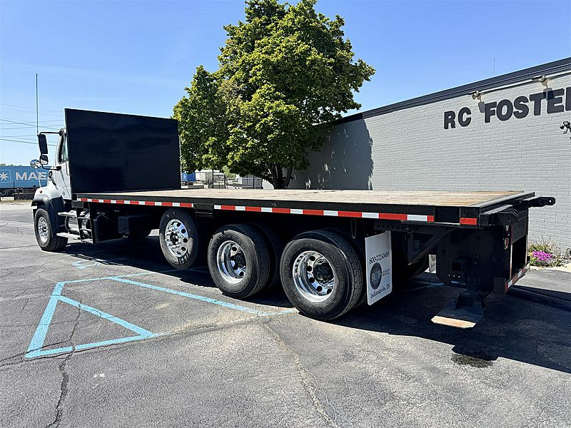 2016 Freightliner 108SD
