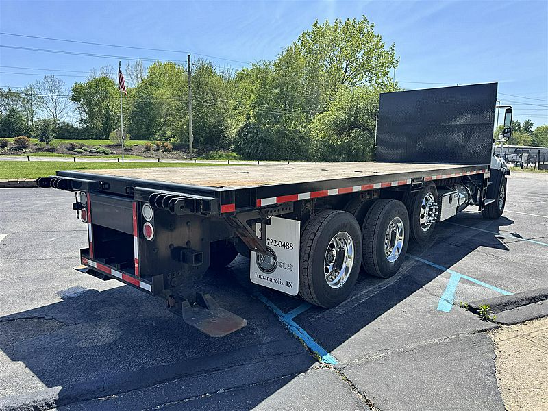2016 Freightliner 108SD