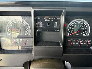 2019 Mack GR84F