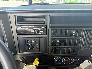 2019 Mack GR84F