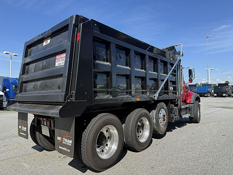 2019 Mack GR84F