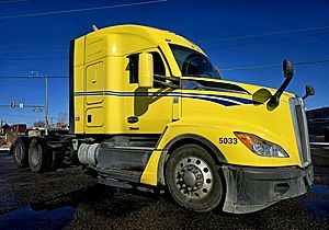 2024 Kenworth T680 - Sleeper Truck