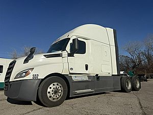 2022 Freightliner CASCADIA 126 - Sleeper Truck
