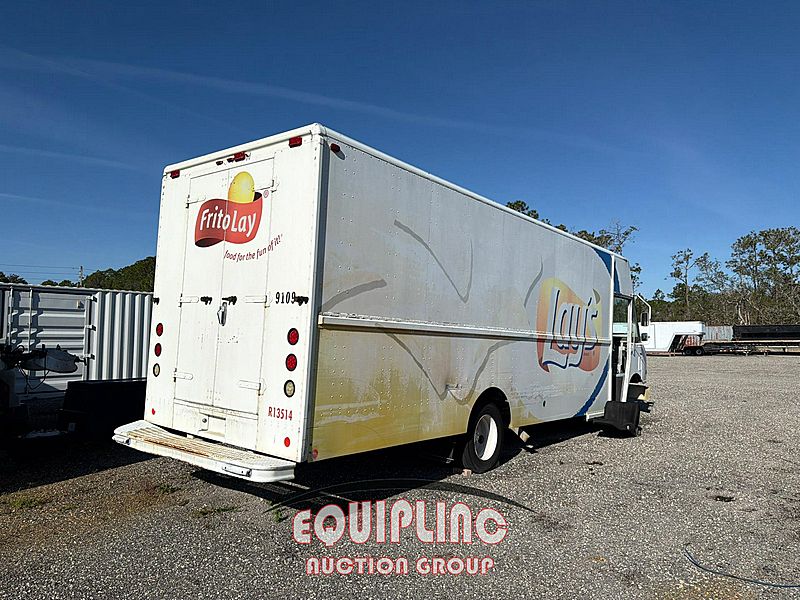 2005 Freightliner MT45