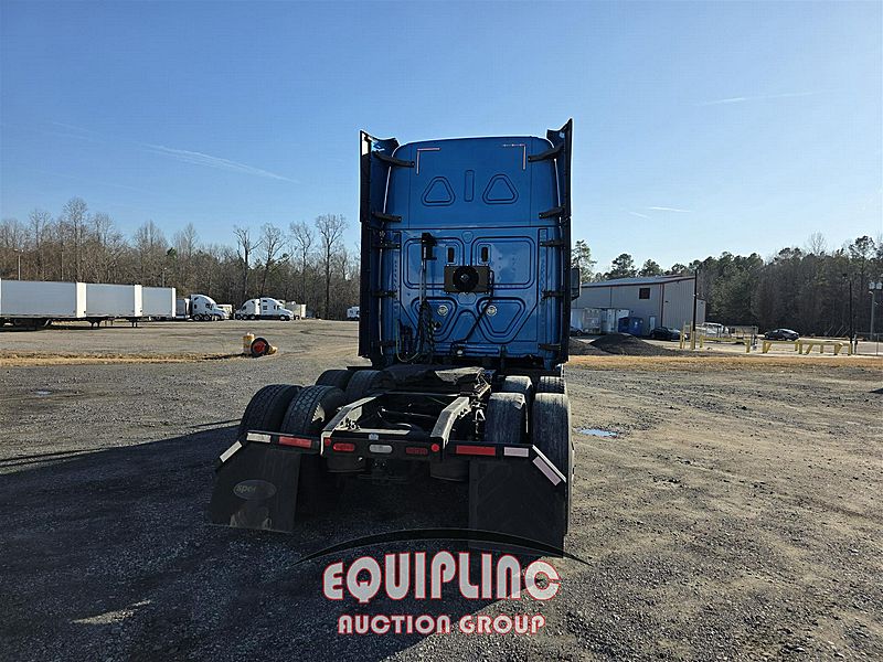 2019 Freightliner CASCADIA