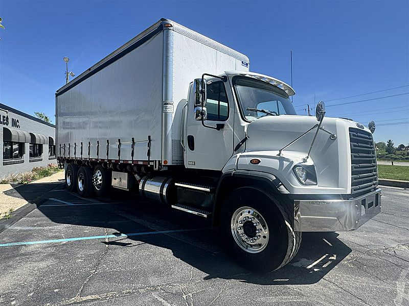 2019 Freightliner 108SD