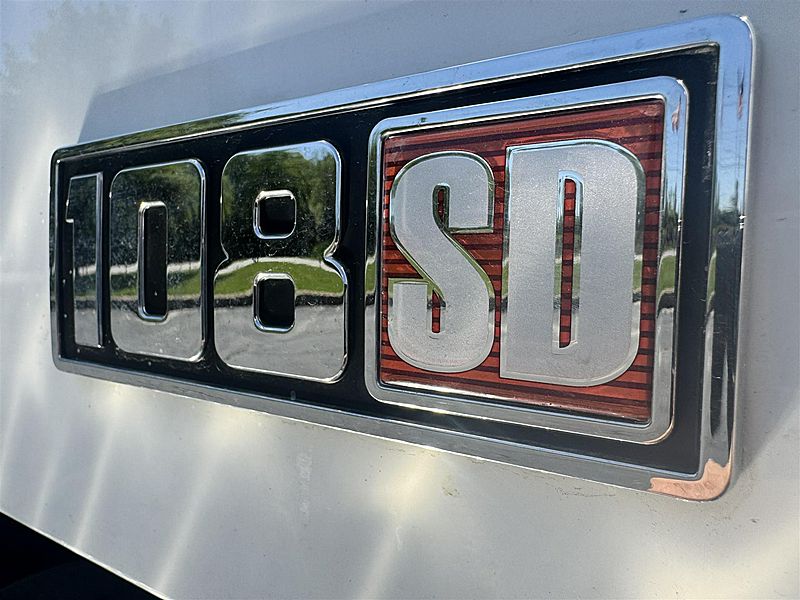 2019 Freightliner 108SD
