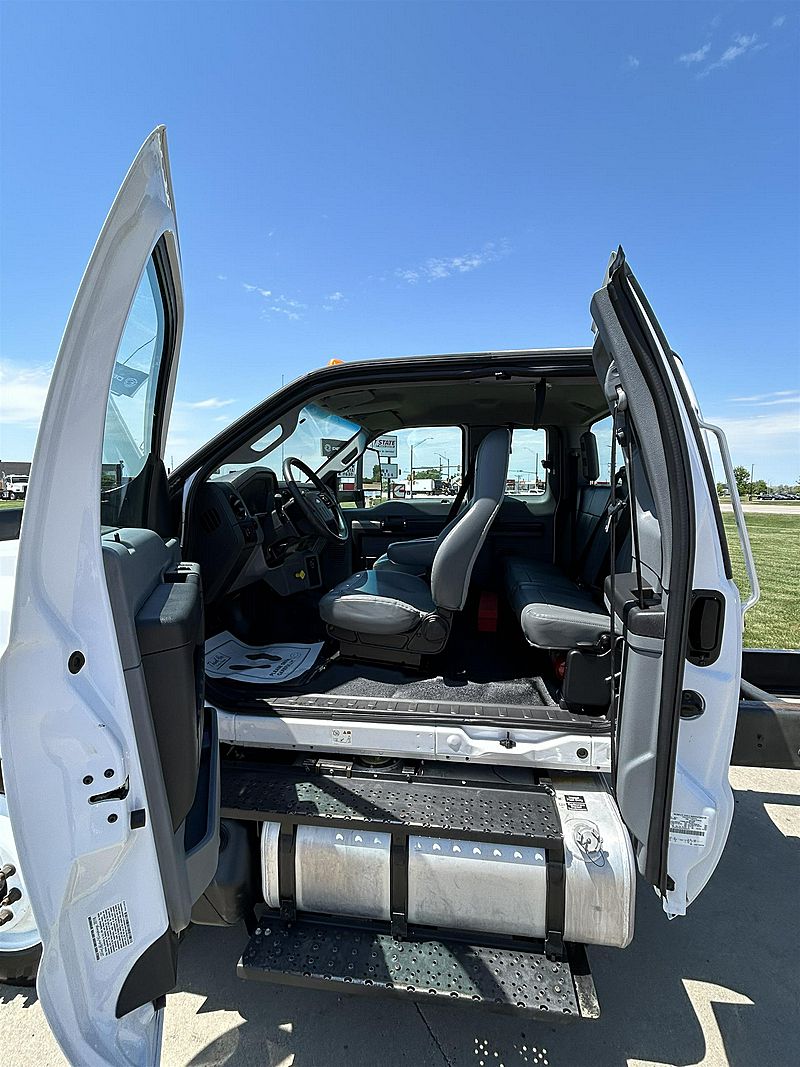 2017 Ford F750