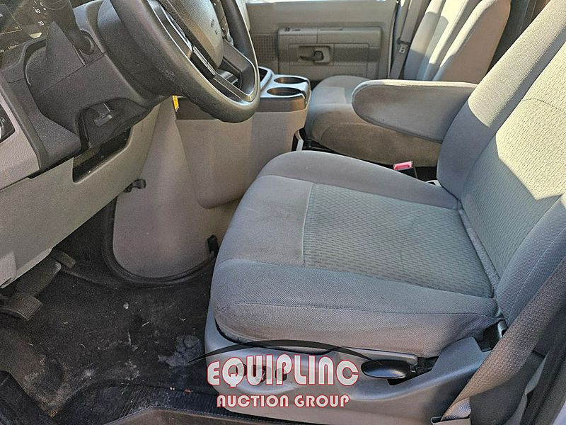 2021 Ford E350