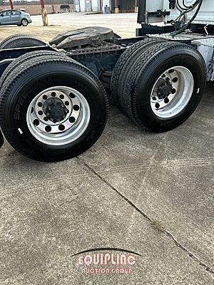 2016 Freightliner CASCADIA