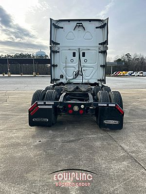 2016 Freightliner CASCADIA