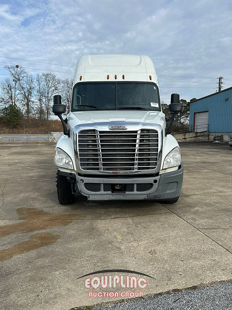 2016 Freightliner CASCADIA