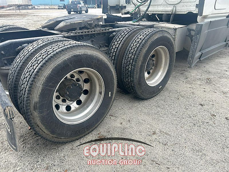 2016 Freightliner CASCADIA