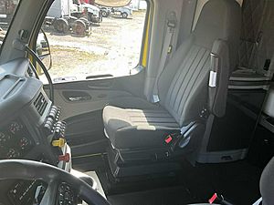 2023 Peterbilt 