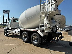 2026 Freightliner 114SD - Box Truck