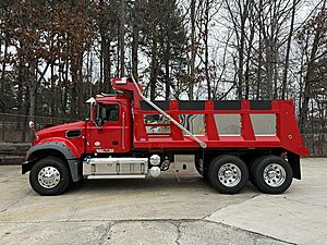 2026 Mack GR64F